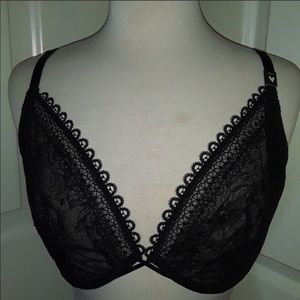 VS unlined Bra (36DDD) NWT